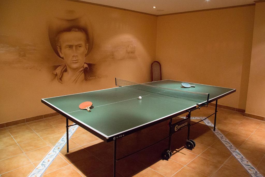 Hotel Reifenstein Kleinbartloff Екстер'єр фото