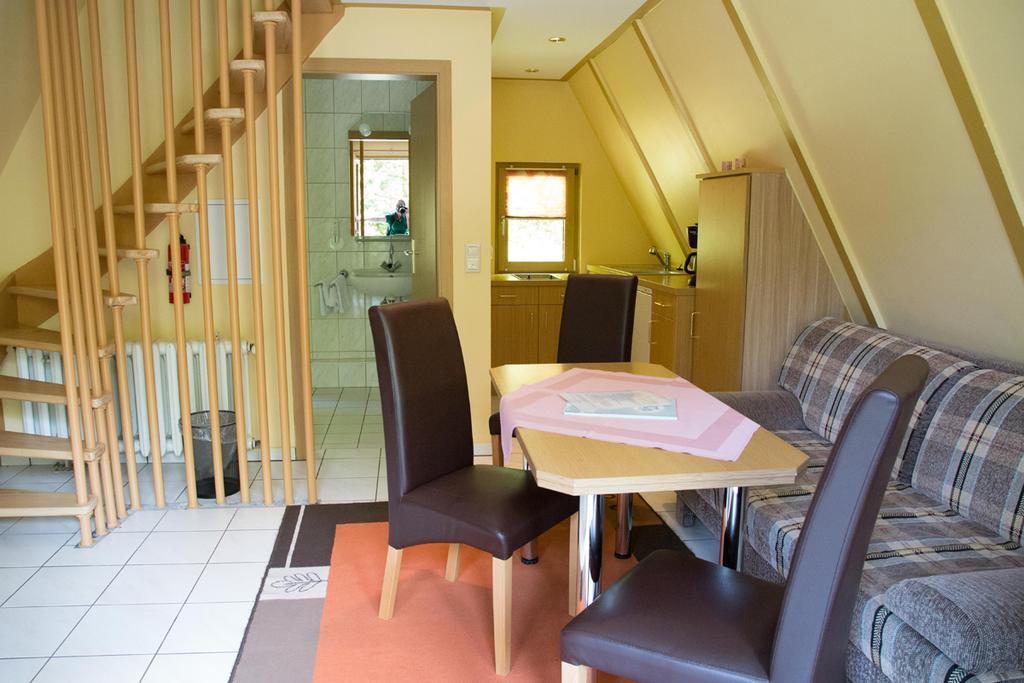 Hotel Reifenstein Kleinbartloff Екстер'єр фото