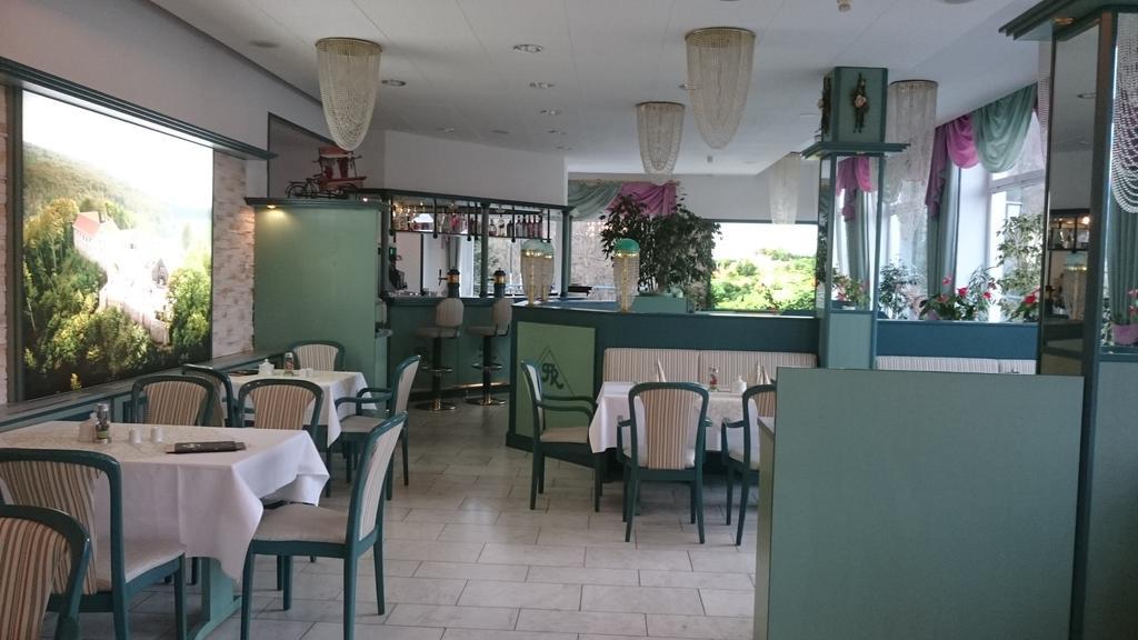 Hotel Reifenstein Kleinbartloff Екстер'єр фото